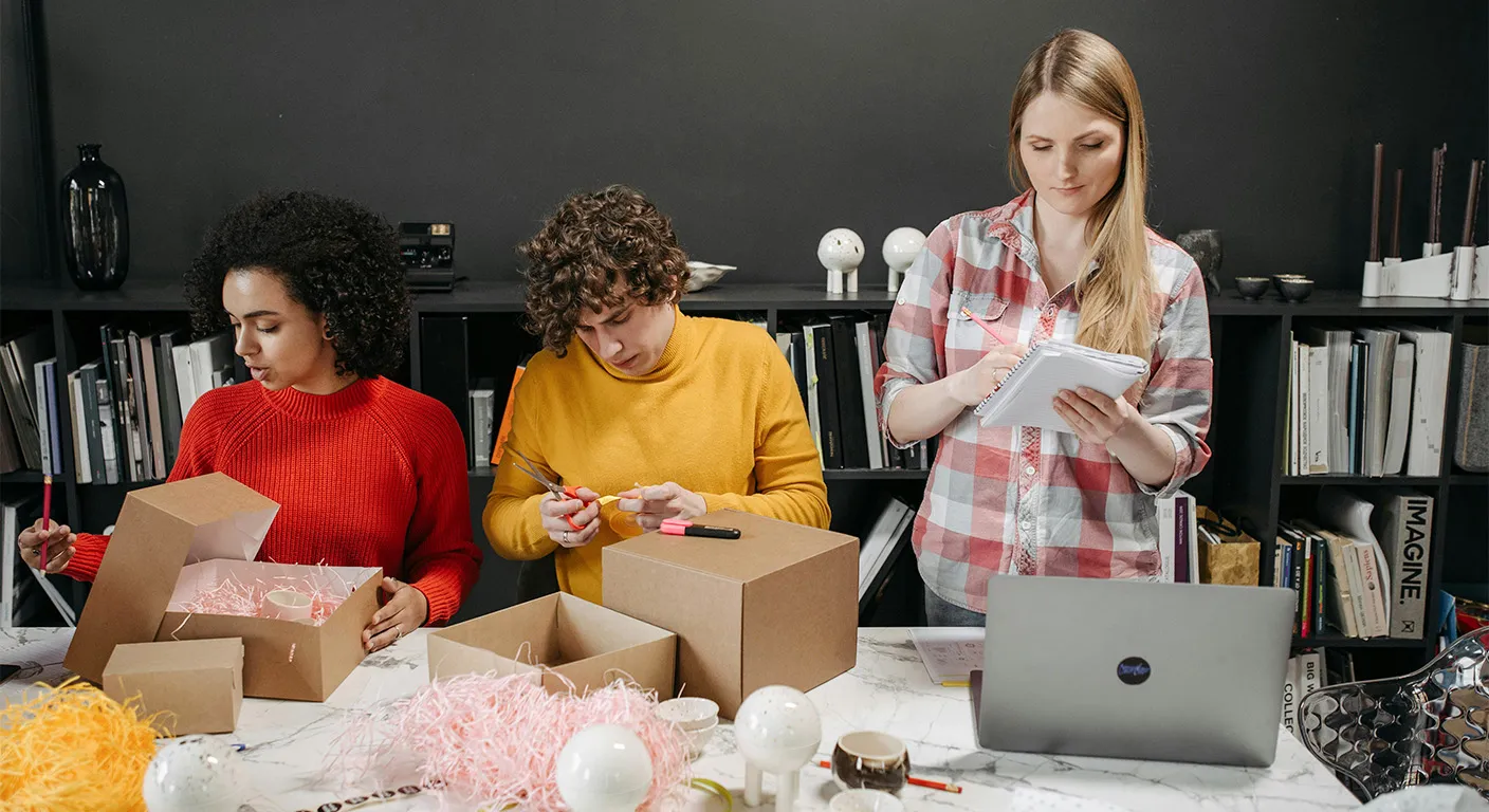 How Dropshipping Branding Service Gradually Builds Your Unique Store Brand